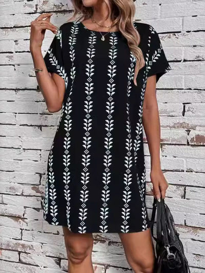 Batwing Sleeves Loose Contrast Color Printed Round-Neck Mini Dresses