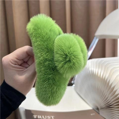 women's simple style solid color plush hair claws