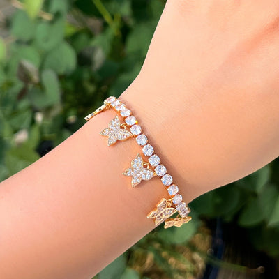 1 Copper Butterfly Bracelet Delicate Super Shining Large Zircon Bracelet Niche High-Grade Pull Adjustment Simple  Jewelry Suitable for Women's Daily Or Date Wear