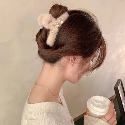 Autumn and Winter Plush Grab Clip Large  Shark Clip Back Head Hair Grab Hairpin Clip Women's Headwear Hair Clip